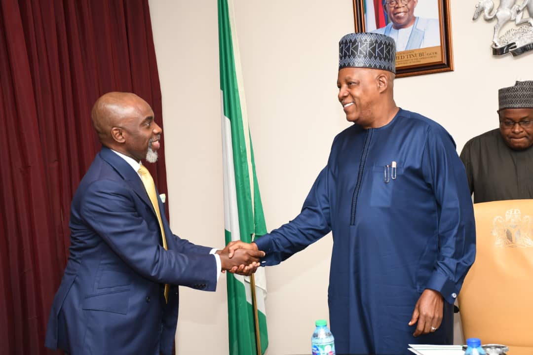 Vice President Kashim Shettima with Mr. Moruf Oseni, Managing Director/CEO of Wema Bank when the latter visited the Villa Sept. 18, 2023.