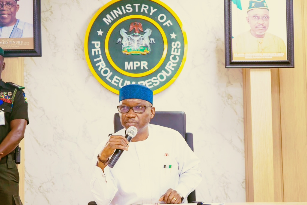 The Minister of State for Petroleum Resources (Gas), Ekperikpe Ekpo on Tuesday 22 October, 2024 convened a meeting with key stakeholders in Abuja to address the price of liquefied natural gas rising uncontrollably. [X - Ekperikpe001]