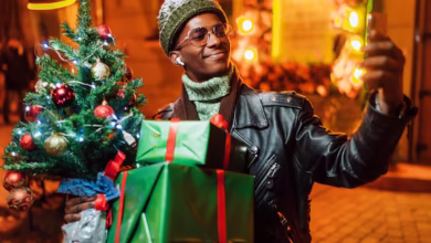 This Christmas holiday, the growth phase of a beard is often accompanied by a lot of itchiness which ought to be endured or given up for those with thicker skin. Is that you, Sir?